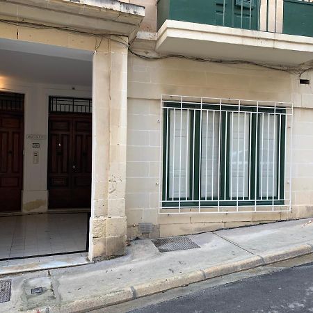 4 Bedroom Apartment Near Sliema Seafront Zewnętrze zdjęcie